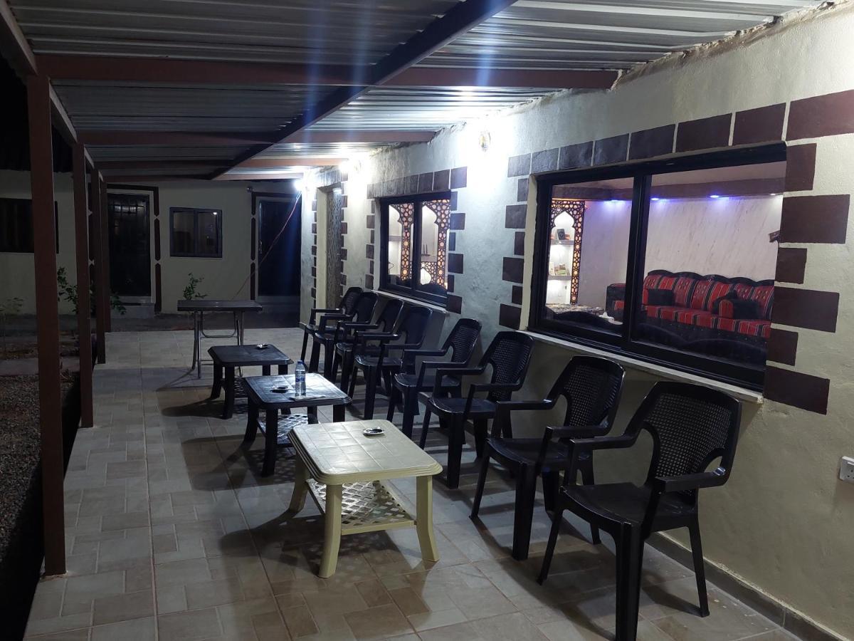 Wadi Rum Oryx Hostel & Tours Exteriér fotografie