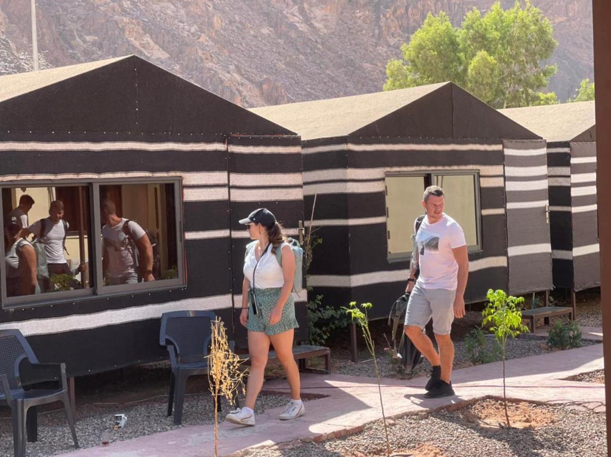 Wadi Rum Oryx Hostel & Tours Exteriér fotografie